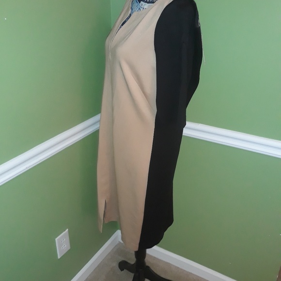 Uniquely designed Dress - Picture 6 of 7